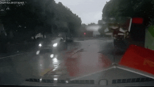 С��SU7��Ԥ����������İ�������ǰ������ʲô